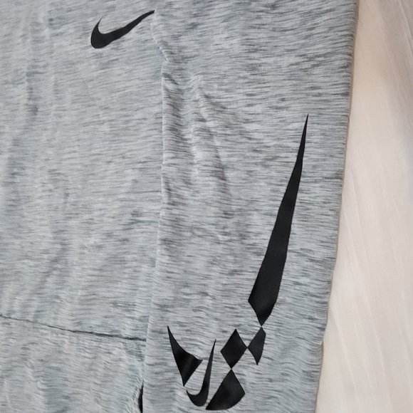 LOT OF 3! Boys Activewear NWT, Nike, Under Armour Size S/M - Picture 3 of 13